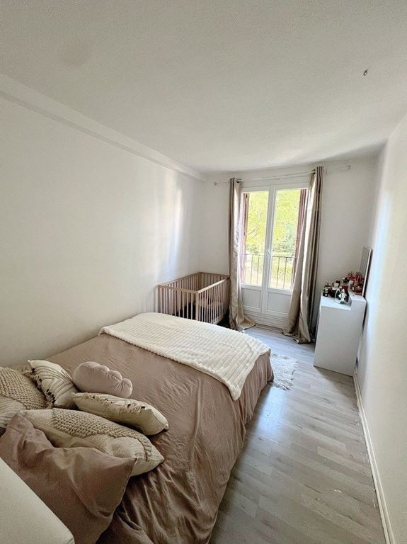 Appartement T4 EPINAY SUR SEINE (93800) AGENCE-DIRECT.COM